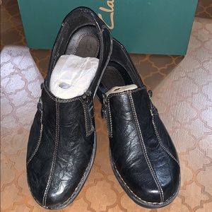 clarks nikki north black scrunch leather